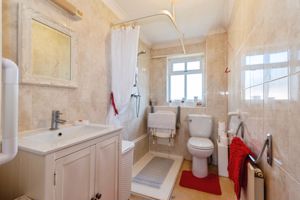 SHOWER ROOM- click for photo gallery
